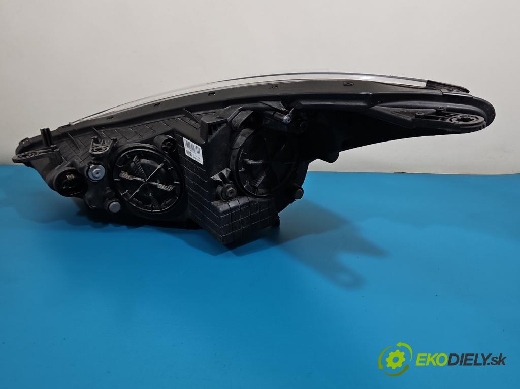 Hyundai I30 II 2012-2016 1.6 crdi 110 HP manual 81 kW 1582 cm3 5- Reflektor: pravý 92102-A6060 (Svetlo predné pravé)