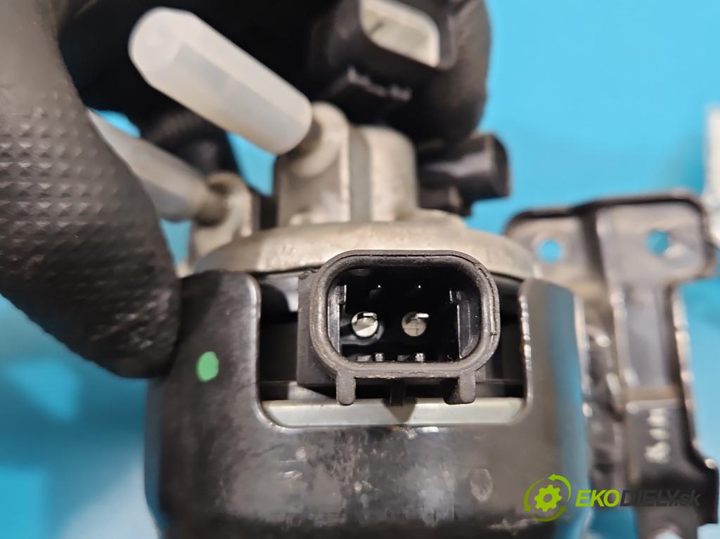 Hyundai I30 II 2012-2016 1.6 crdi 110 HP manual 81 kW 1582 cm3 5- obal filtra palivo