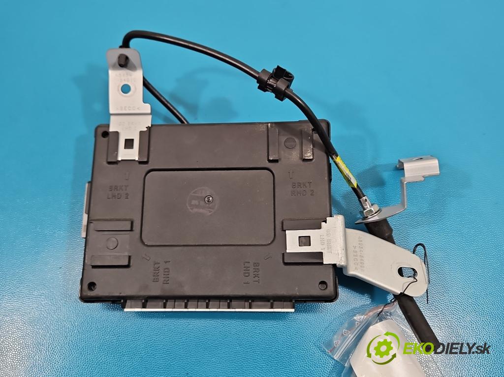 Hyundai I30 II 2012-2016 1.6 crdi 110 HP manual 81 kW 1582 cm3 5- riadiaca jednotka komfortu 95400-A6025