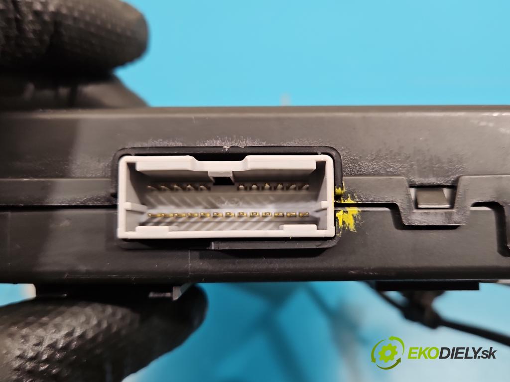 Hyundai I30 II 2012-2016 1.6 crdi 110 HP manual 81 kW 1582 cm3 5- riadiaca jednotka komfortu 95400-A6025