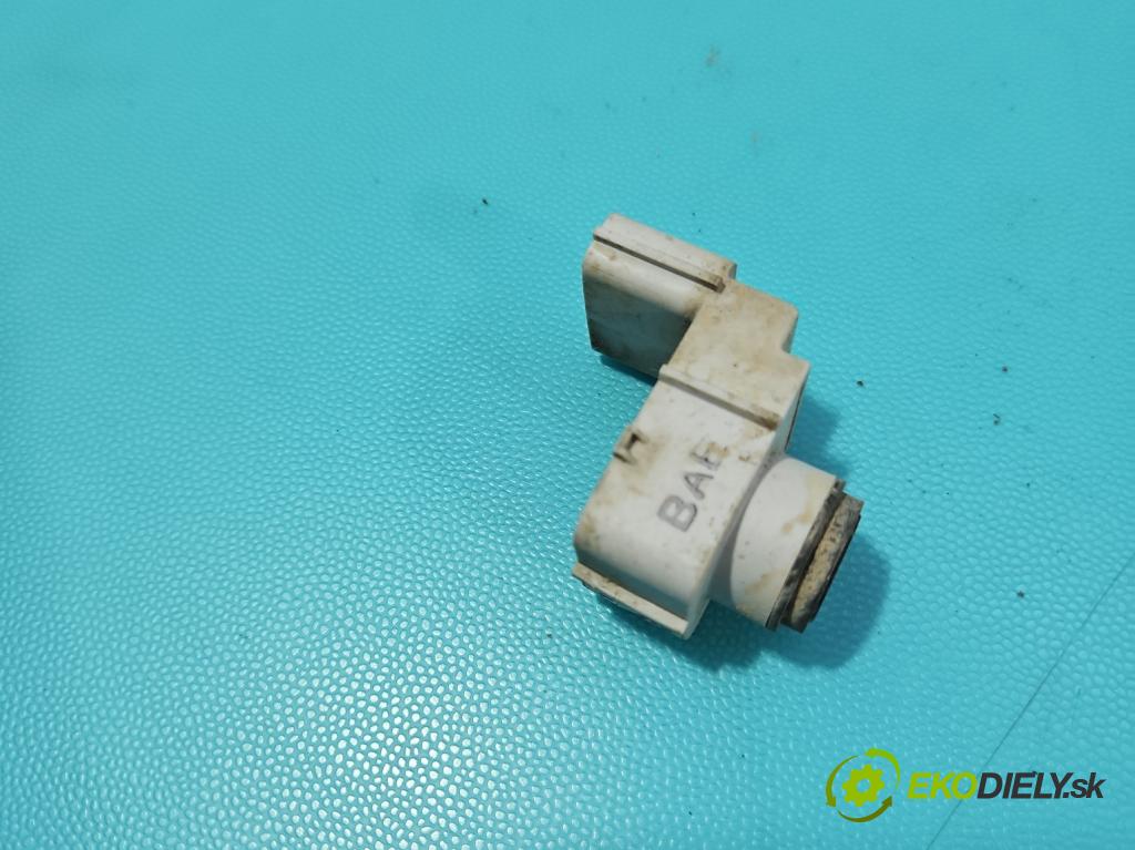 Hyundai I30 II 2012-2016 1.6 crdi 110 HP manual 81 kW 1582 cm3 5- snímač parkovaní: 95720-A6000