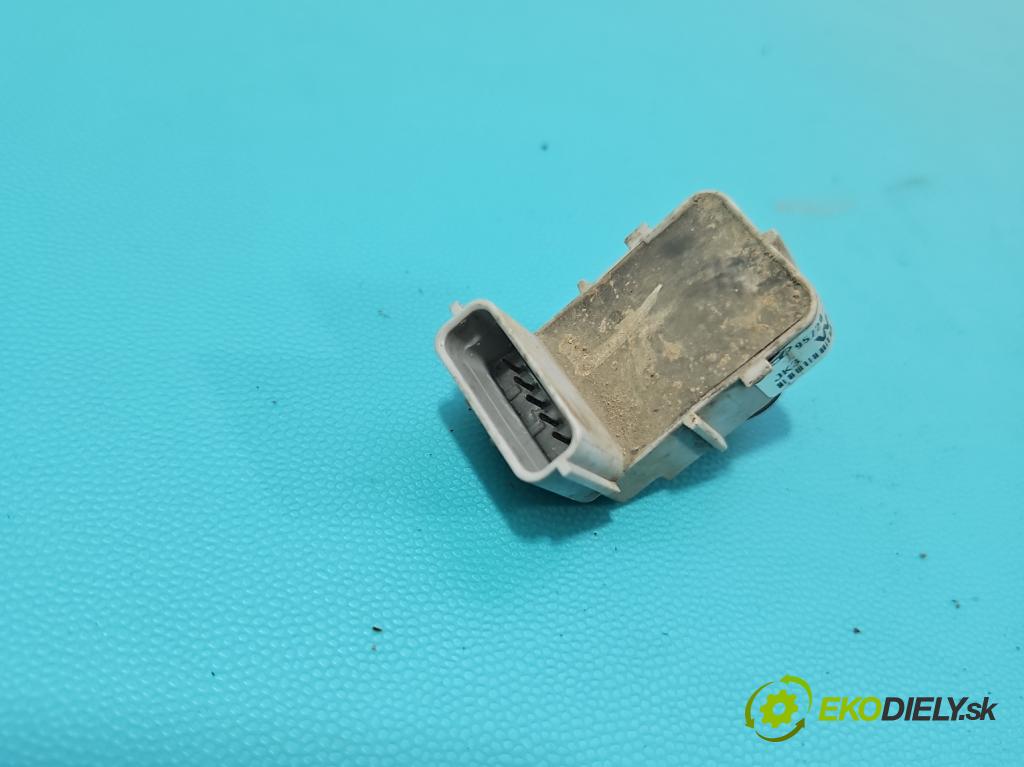 Hyundai I30 II 2012-2016 1.6 crdi 110 HP manual 81 kW 1582 cm3 5- snímač parkovaní: 95720-A6000