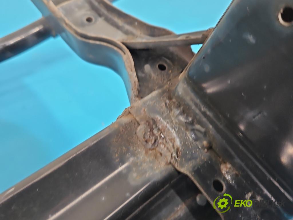 Hyundai I30 II 2012-2016 1.6 crdi 110 hp manual 81 kW 1582 cm3 5- výztuha nárazníku přední 86571-A6000