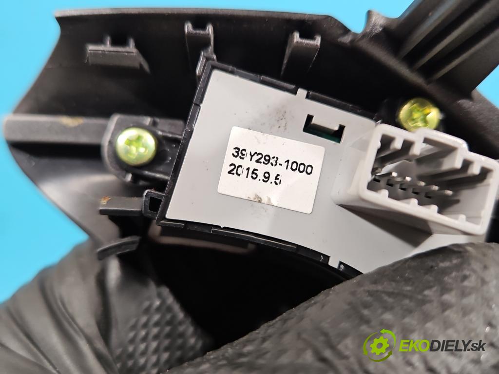 Hyundai I30 II 2012-2016 1.6 crdi 110 HP manual 81 kW 1582 cm3 5- prepínač multifunkční: řízení: 39Y293-1000 (Prepínacie páčky pod volantom)