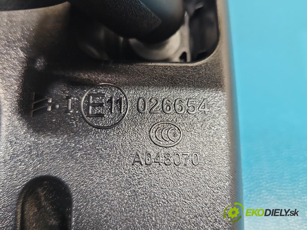 Hyundai I30 II 2012-2016 1.6 crdi 110 HP manual 81 kW 1582 cm3 5- zrkadlo uvnitř:  (Spätné zrkadlo vnútorné)