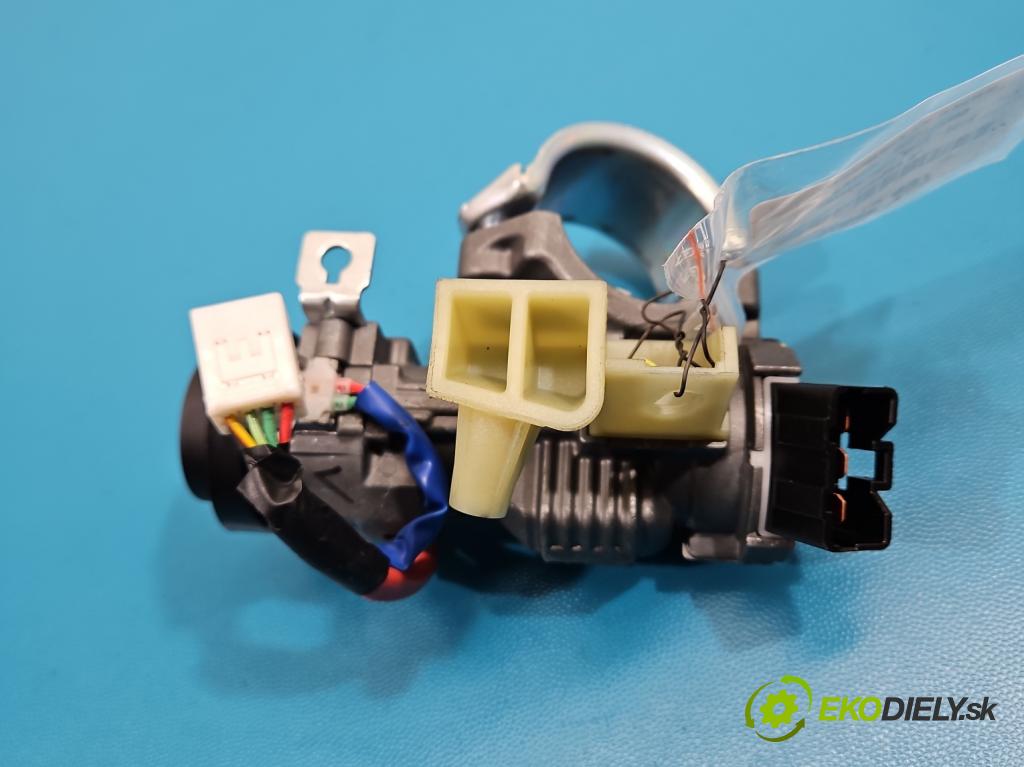 Hyundai I30 II 2012-2016 1.6 crdi 110 hp manual 81 kW 1582 cm3 5- spínací skříňka  (Spínací skříňka)