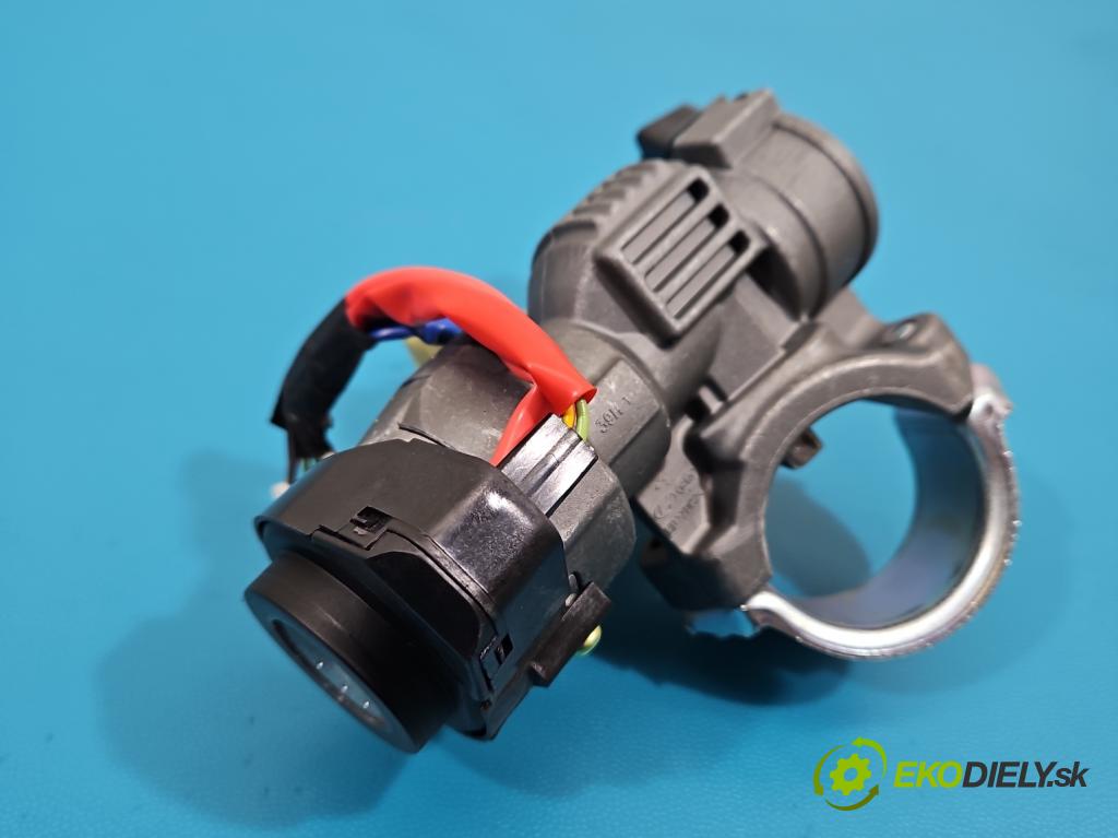 Hyundai I30 II 2012-2016 1.6 crdi 110 hp manual 81 kW 1582 cm3 5- spínací skříňka  (Spínací skříňka)