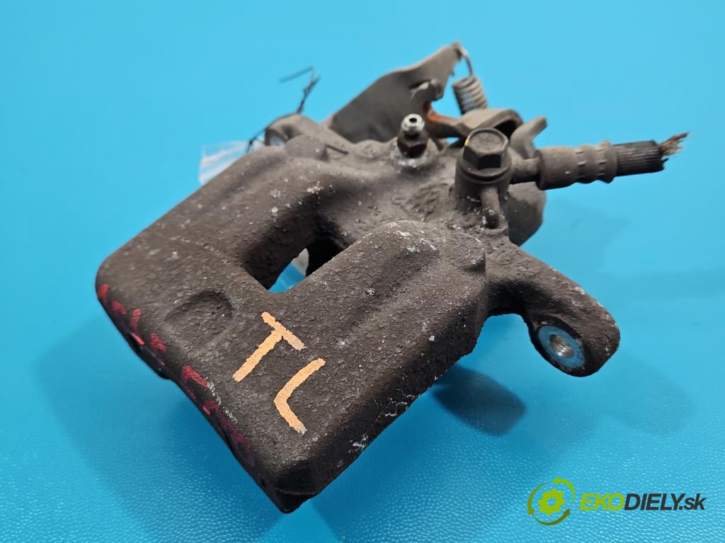 Hyundai I30 II 2012-2016 1.6 crdi 110 hp manual 81 kW 1582 cm3 5- brzdič zadní levý  (Klika dveří ostatní)