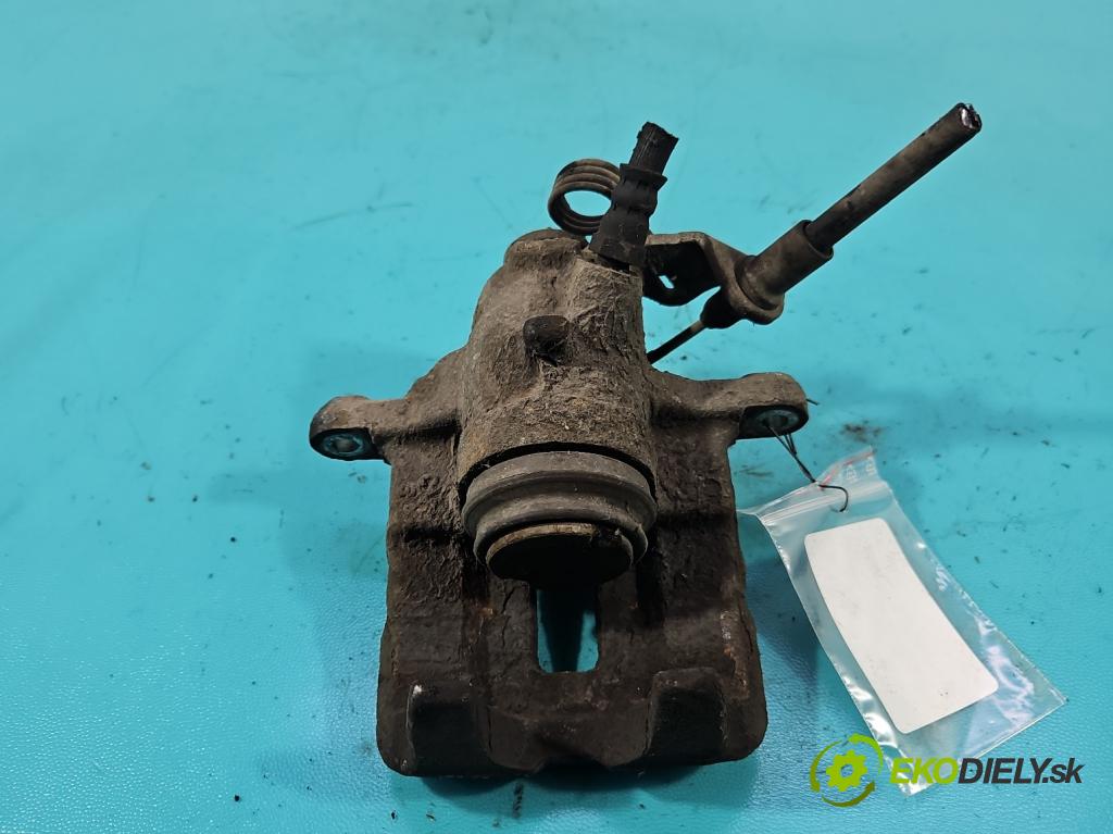 Renault Trafic III 2014 - 2.0 dci 120 HP manual 88 kW 1997 cm3 5- brzdič zadné pravý  (Kľučka dverí ostatné)