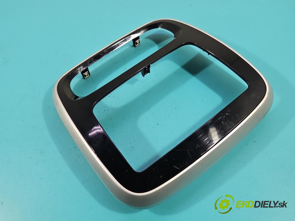 Renault Trafic III 2014 - 2.0 dci 120 hp manual 88 kW 1997 cm3 5- rameček rádia 682602716R