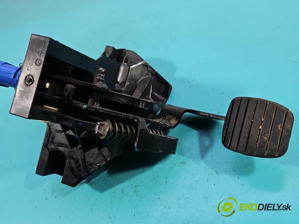 Renault Trafic III 2014 - 2.0 dci 120 HP manual 88 kW 1997 cm3 5- pedále ostatné 14017095