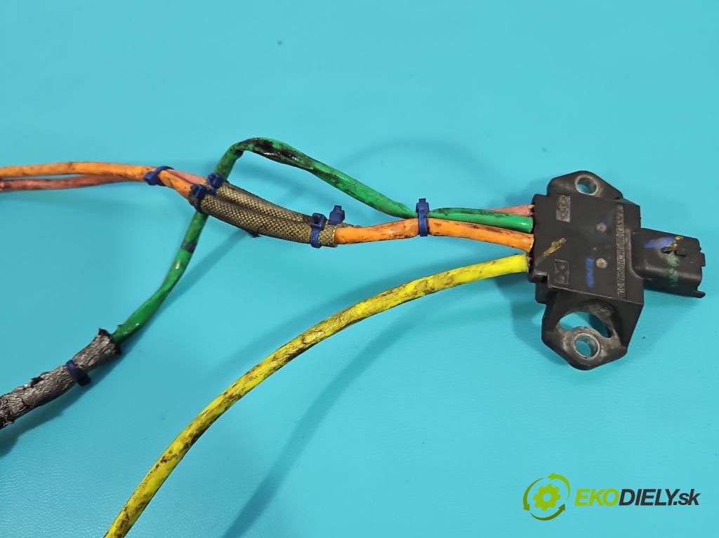 Renault Trafic III 2014 - 2.0 dci 120 hp manual 88 kW 1997 cm3 5- snímač teploty spalin 226585165R (Snímač)