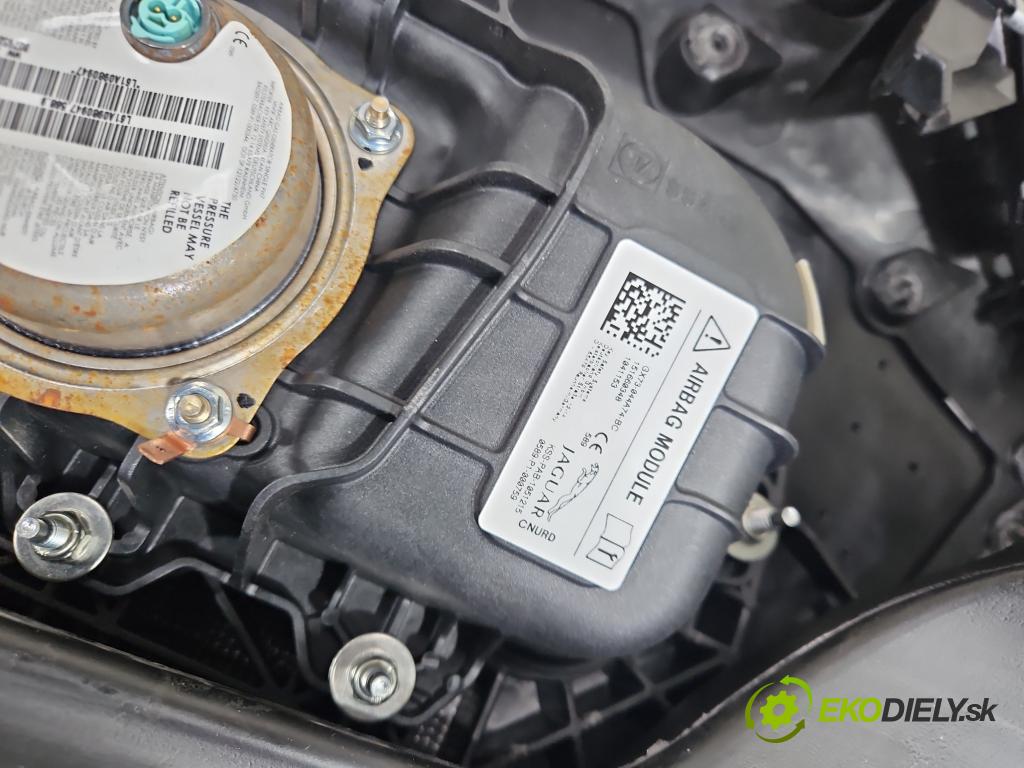 Jaguar XE X760 2015-2024 2.0d 179KM automatic 132 kW 1999 cm3 4- kokpit,pristrojová doska rozdeľovacia