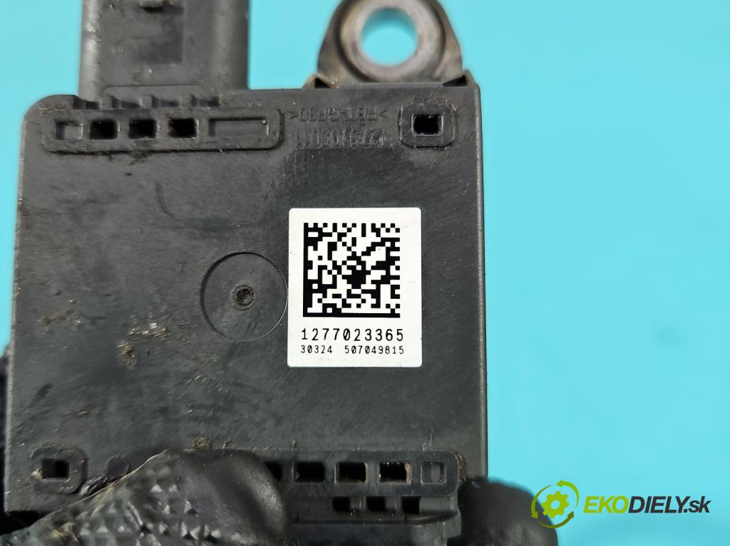 Renault Trafic III 2014 - 2.0 dci 120 HP manual 88 kW 1997 cm3 5- Sonda lambda 227930700R (Lambda sonda)