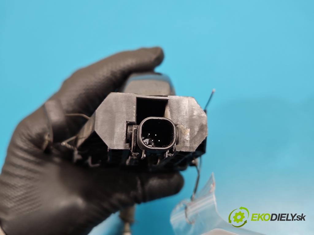 Skoda Kodiaq I 2.0 tdi 150 HP automatic 110 kW 1968 cm3 5- rukoväť predné ľavé mimo: 5N0837885H (Kľučka dverí vonkajšia predná ľavá)