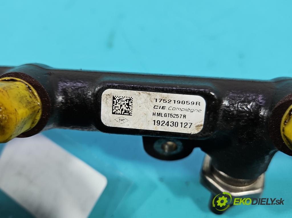 Renault Trafic III 2014 - 2.0 dci 120 HP manual 88 kW 1997 cm3 5- lišta vstrekovacia 175219059R (Vstrekovacia lišta)