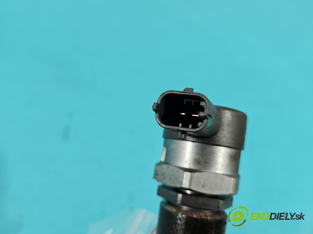 Renault Trafic III 2014 - 2.0 dci 120 HP manual 88 kW 1997 cm3 5- lišta vstrekovacia 175219059R (Vstrekovacia lišta)