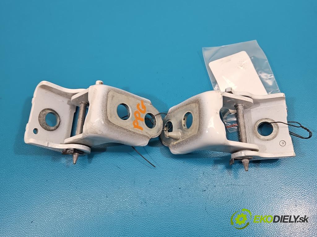 Opel Grandland 2017–2024 1.2 T 131 HP automatic 96 kW 1199 cm3 5- Závěs: dvere predné pravý 9850559480