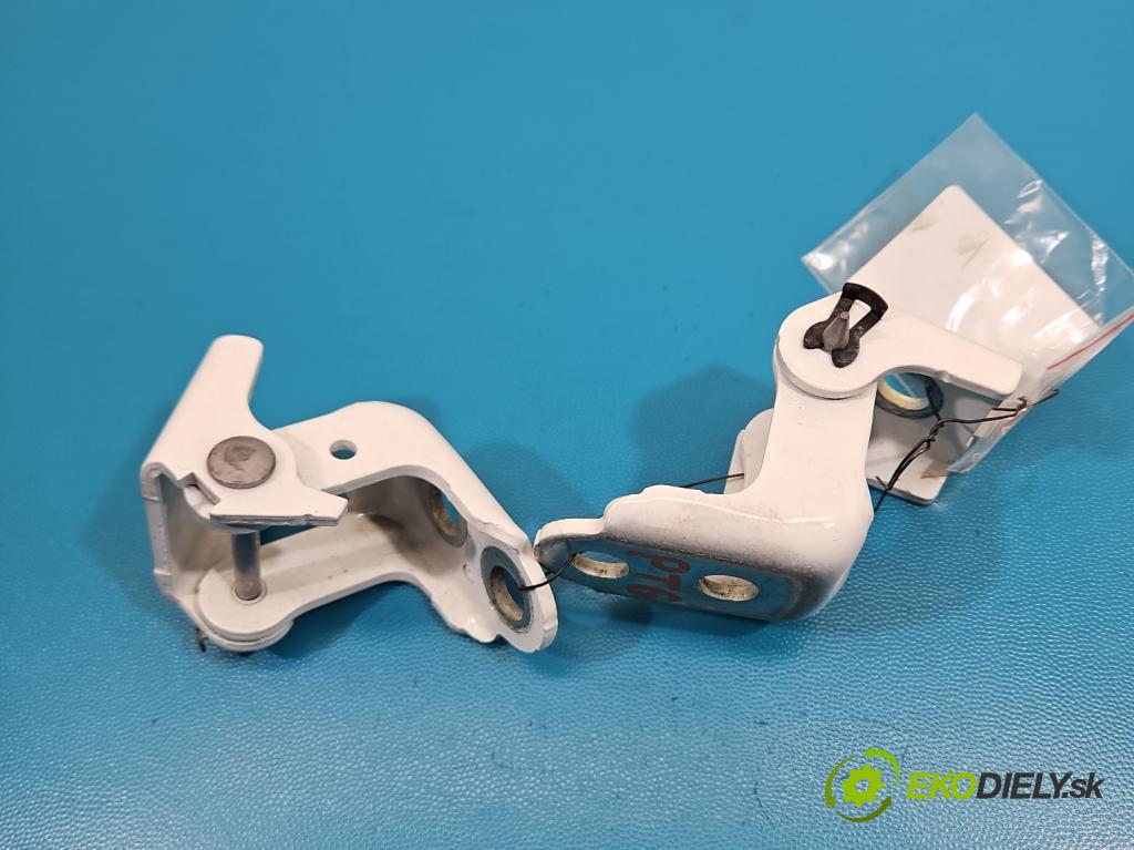 Opel Grandland 2017–2024 1.2 T 131 HP automatic 96 kW 1199 cm3 5- Závěs: dvere zadné pravý 9850559580