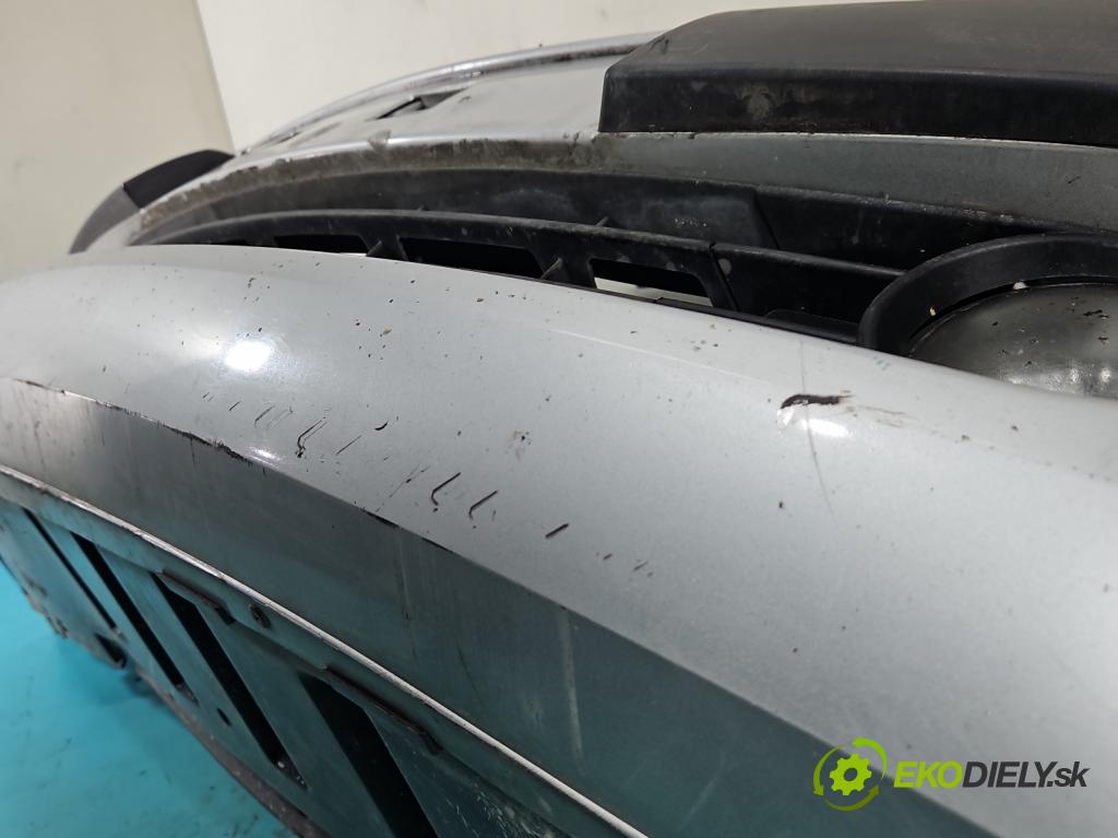 Renault Megane II 2003-2008 1.4 16V 98 HP manual 72 kW 1390 cm3 5- nárazník predné  (Kľučka dverí ostatné)