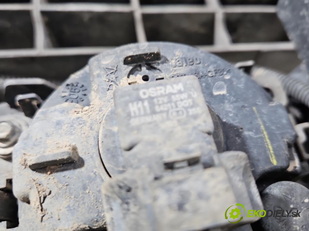 Renault Megane II 2003-2008 1.4 16V 98 HP manual 72 kW 1390 cm3 5- nárazník predné  (Kľučka dverí ostatné)