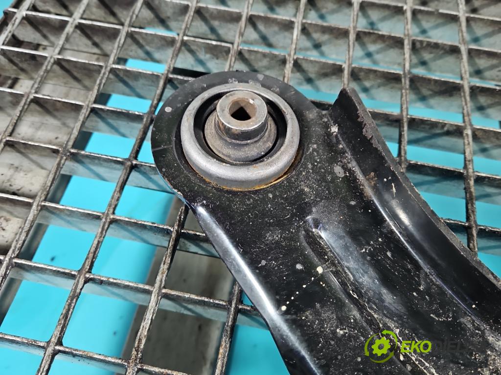 Renault Megane II 2003-2008 1.4 16V 98 hp manual 72 kW 1390 cm3 5- přední levý  (Klika dveří ostatní)