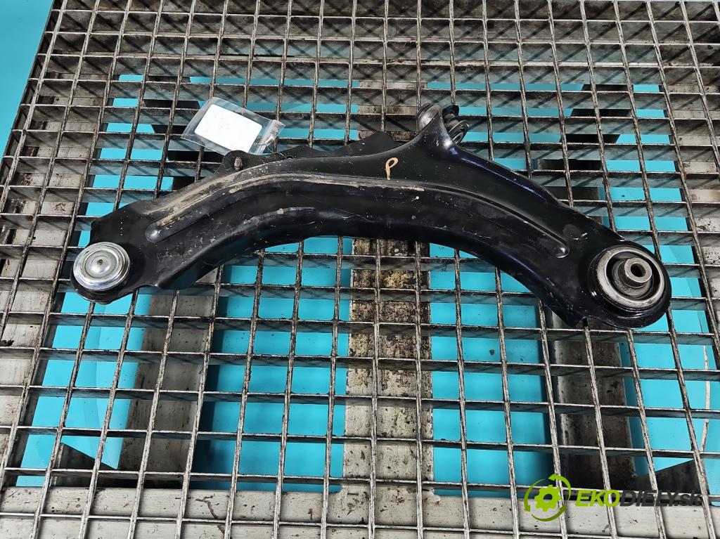 Renault Megane II 2003-2008 1.4 16V 98 hp manual 72 kW 1390 cm3 5- přední pravý  (Klika dveří ostatní)