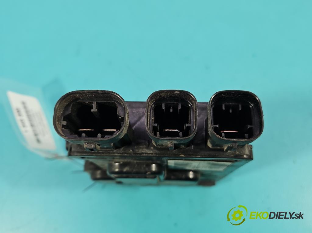 Renault Trafic III 2014 - 2.0 dci 120 HP manual 88 kW 1997 cm3 5- riadiaca jednotka ostatné 243501820R