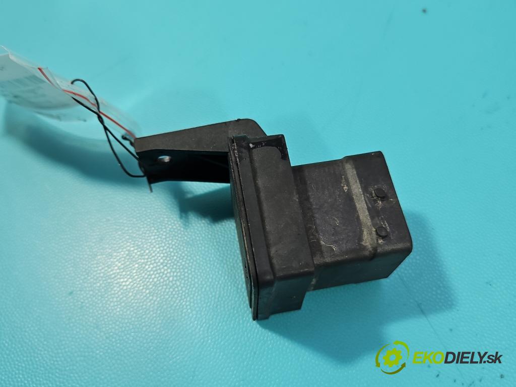 Renault Trafic III 2014 - 2.0 dci 120 HP manual 88 kW 1997 cm3 5- Relé: svíčky: zařicích: 110675590R (Relé)