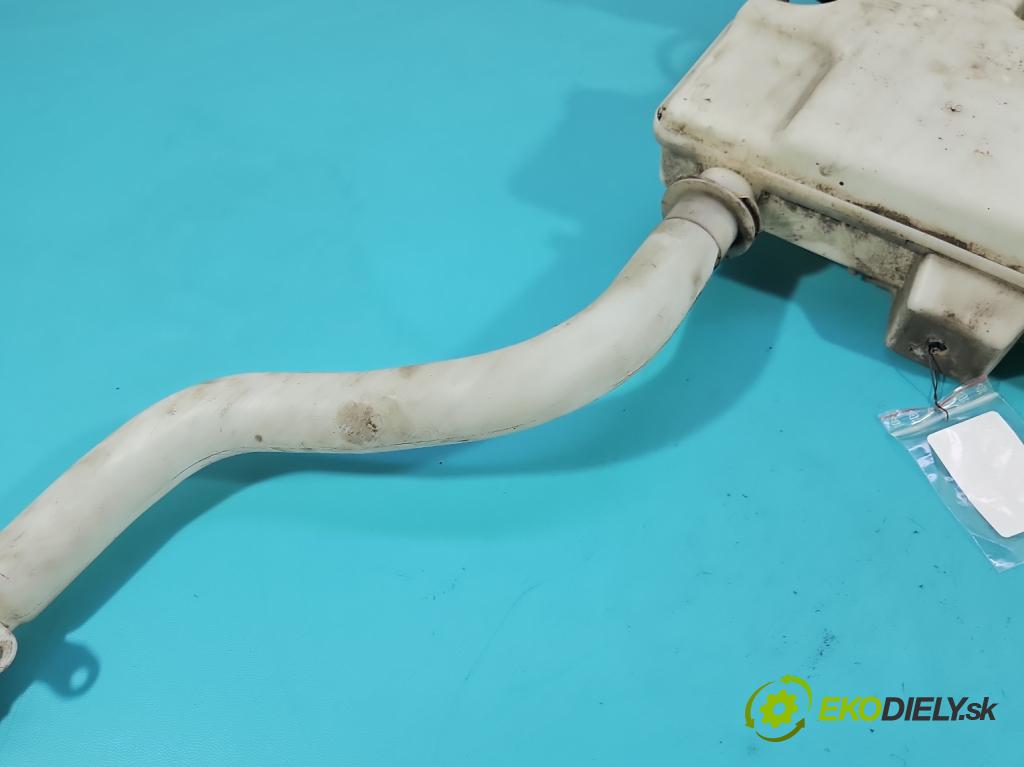 Renault Trafic III 2014 - 2.0 dci 120 hp manual 88 kW 1997 cm3 5- nádržka tekutina: ostřikovačů 289105241R