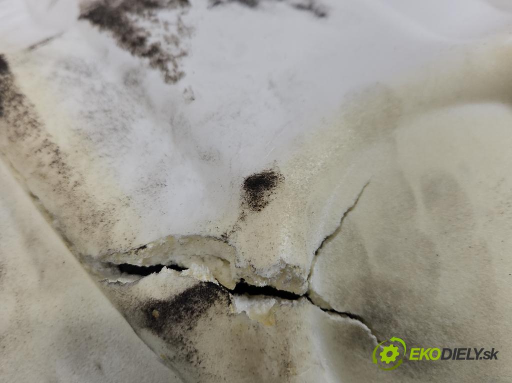 Renault Trafic III 2014 - 2.0 dci 120 HP manual 88 kW 1997 cm3 5- koberec do auta ostatné 749025620R