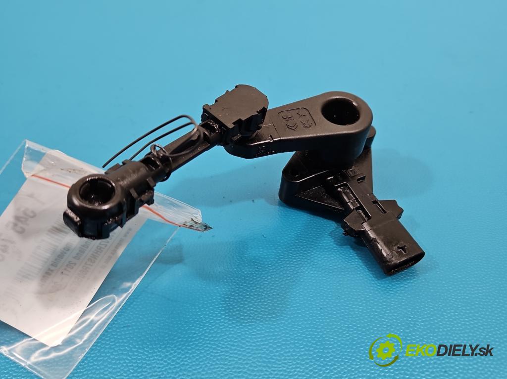 Opel Grandland 2017–2024 1.2 T 131 HP automatic 96 kW 1199 cm3 5- snímač nastavenia xenon  (Snímač)