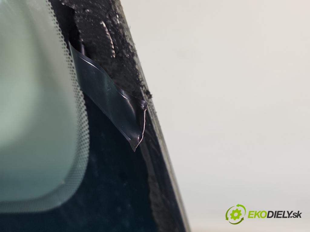 Jaguar XE X760 2015-2024 2.0d 179KM automatic 132 kW 1999 cm3 4- sklo predná