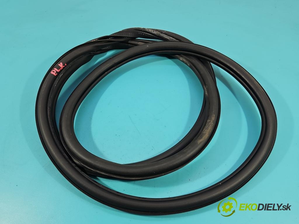 Skoda Kodiaq I 2.0 tdi 150 hp automatic 110 kW 1968 cm3 5- Těsnění: dveře přední levé 565867365