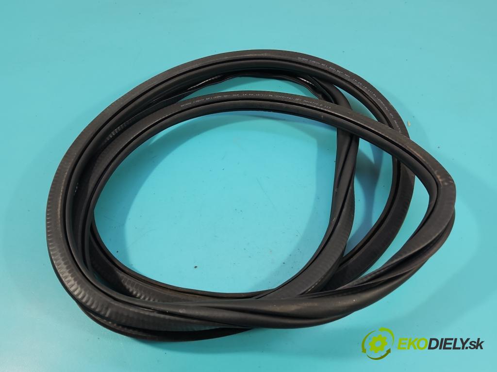 Skoda Kodiaq I 2.0 tdi 150 HP automatic 110 kW 1968 cm3 5- Těsnění: dvere zadné pravé 565867368 (Karoséria ostatné)