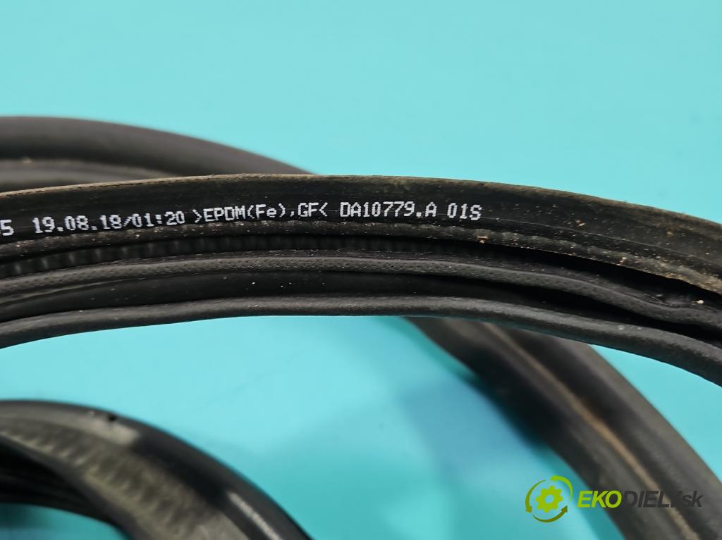 Skoda Kodiaq I 2.0 tdi 150 hp automatic 110 kW 1968 cm3 5- Těsnění: kufrových dveří 565827705