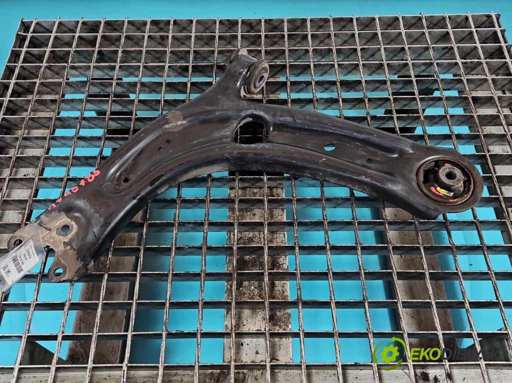 Skoda Kodiaq I 2.0 tdi 150 HP automatic 110 kW 1968 cm3 5- predné ľavý  (Kľučka dverí ostatné)