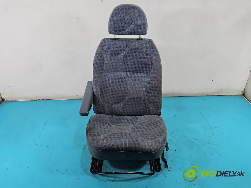 Ford Transit Mk7 2006-2013 2.4 tdci 116 HP manual 85 kW 2402 cm3 5- Sedačka ľavý  (Sedadlo)