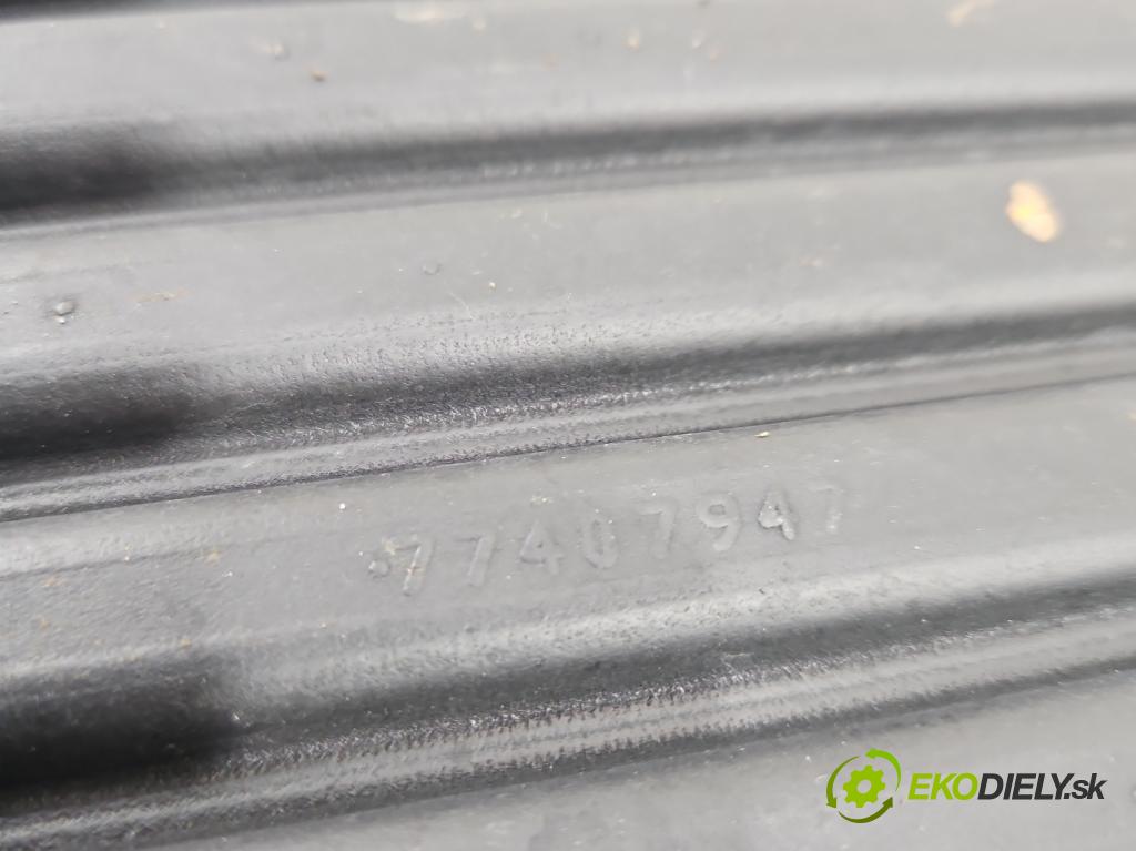Opel Grandland 2017–2024 1.2 T 131 HP manual 96 kW 1199 cm3 5- Koberce: 77407947