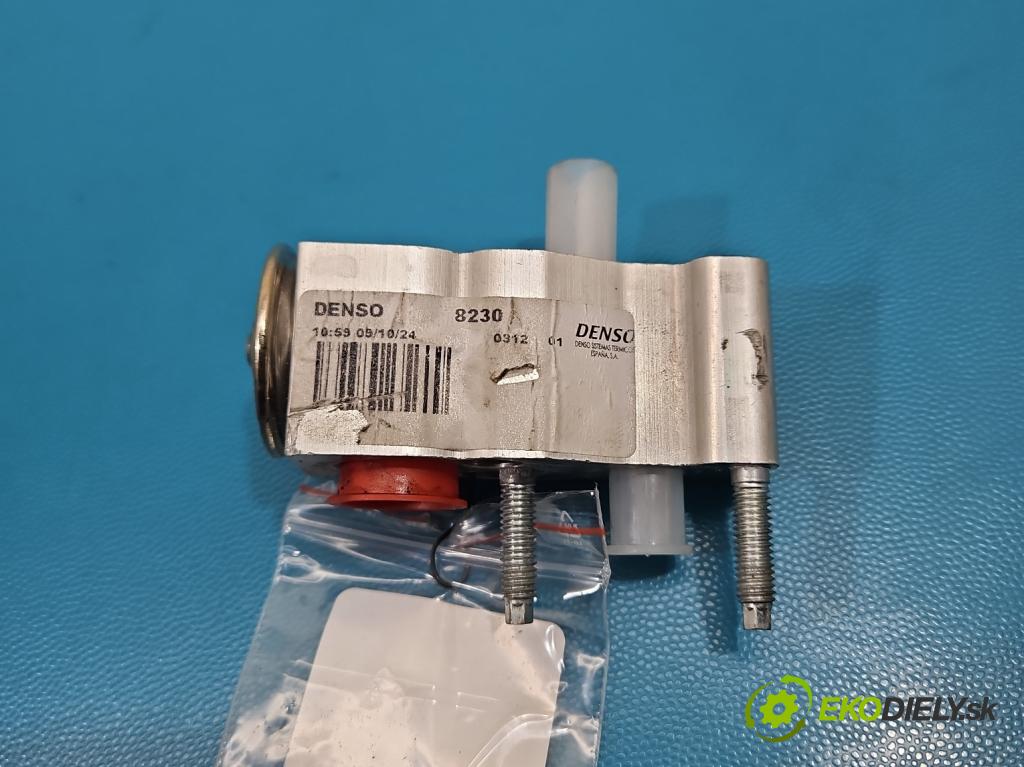 Opel Grandland 2017–2024 1.2 T 131 HP automatic 96 kW 1199 cm3 5- ventil rozšírenie: klimatizácie XS482465-0940