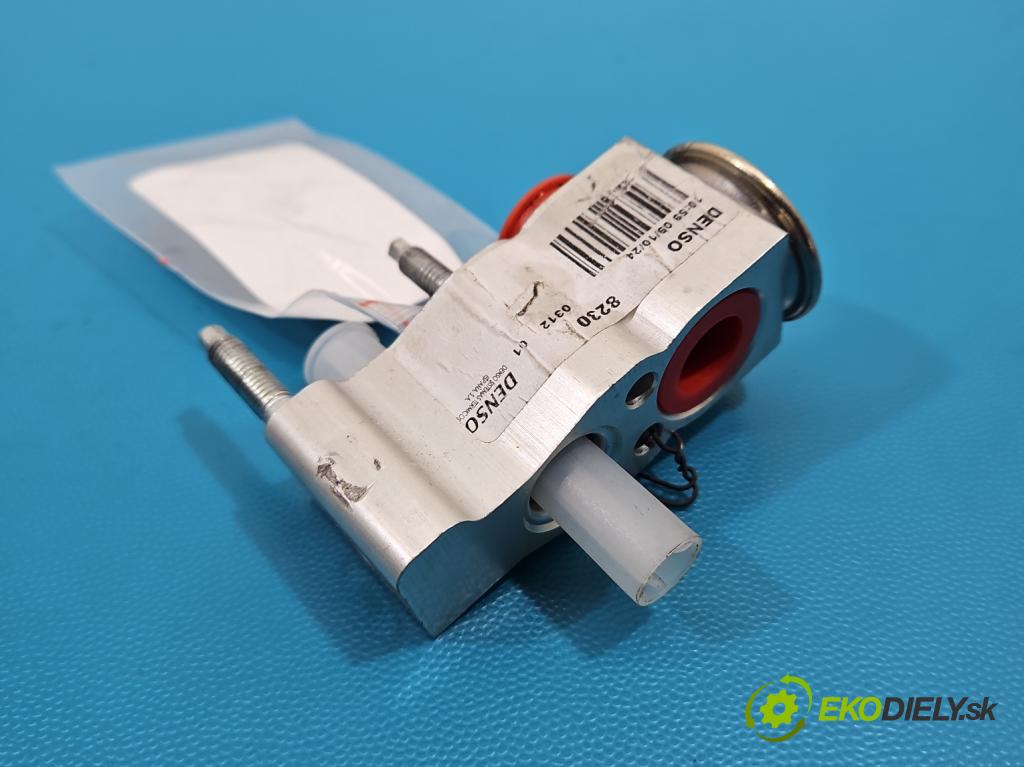 Opel Grandland 2017–2024 1.2 T 131 HP automatic 96 kW 1199 cm3 5- ventil rozšírenie: klimatizácie XS482465-0940