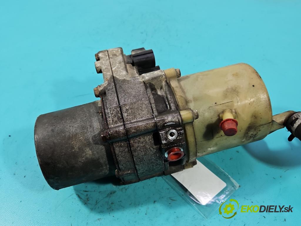 Mazda 3 I BK 2003-2009 1.6 citd 109 HP manual 80 kW 1560 cm3 4- čerpadlo posilovač  (Servočerpadlo)