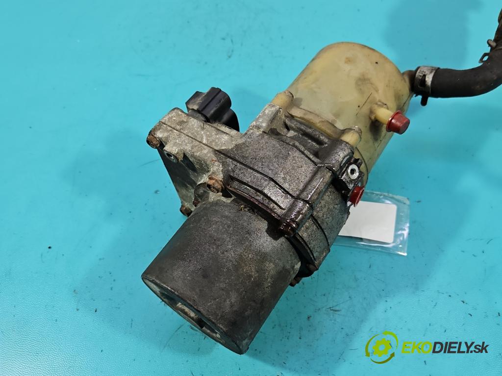 Mazda 3 I BK 2003-2009 1.6 citd 109 HP manual 80 kW 1560 cm3 4- čerpadlo posilovač  (Servočerpadlo)