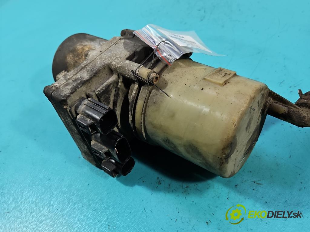 Mazda 3 I BK 2003-2009 1.6 citd 109 HP manual 80 kW 1560 cm3 4- čerpadlo posilovač  (Servočerpadlo)