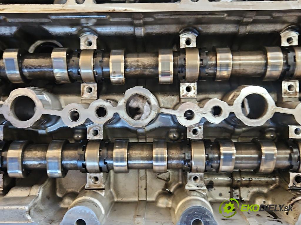 Jaguar XE X760 2015-2024 2.0d 179KM automatic 132 kW 1999 cm3 4- Hlava: motora PBG4D3-6090-AC