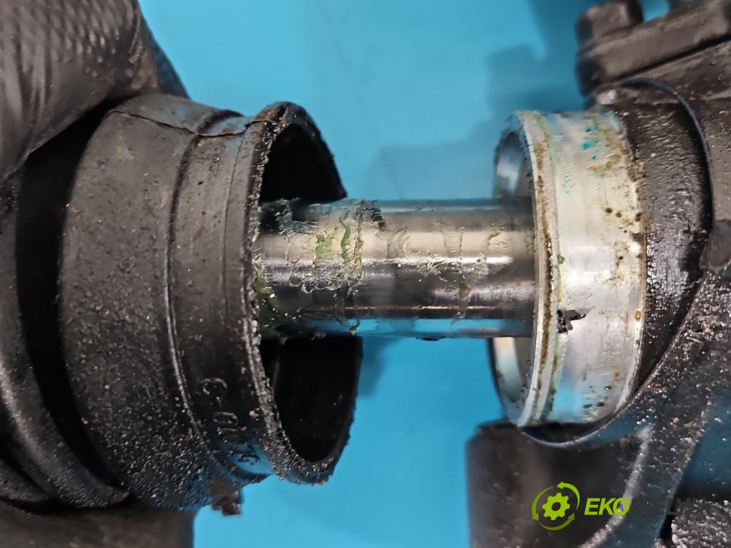 Mazda 3 I BK 2003-2009 1.6 citd 109 HP manual 80 kW 1560 cm3 4- Ozubené kolo: volant