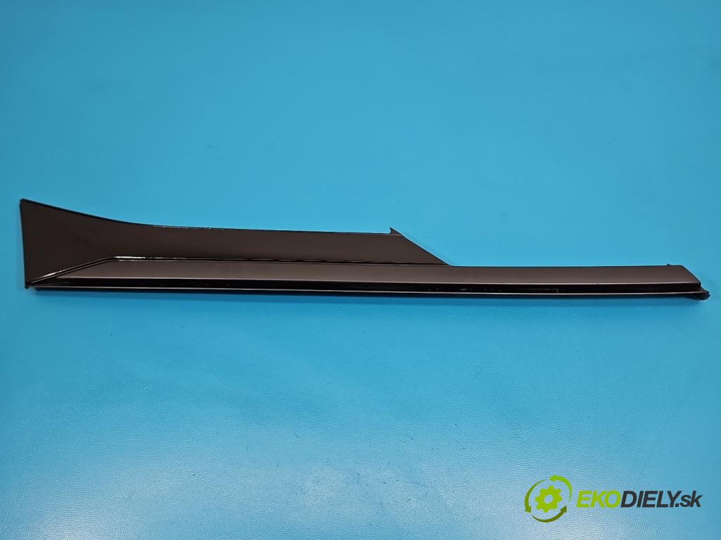 Opel Grandland 2017–2024 1.2 T 131 hp automatic 96 kW 1199 cm3 5- lišta karosérie: YP00051377