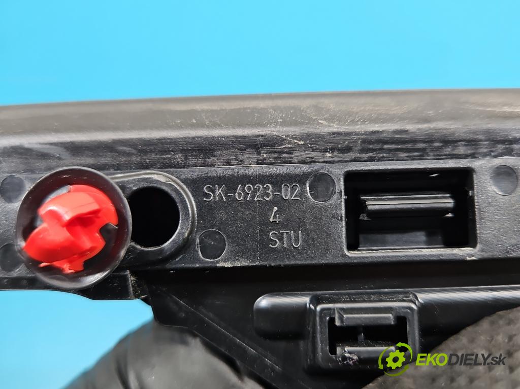 Opel Grandland 2017–2024 1.2 T 131 hp automatic 96 kW 1199 cm3 5- lišta karosérie: YP00051177