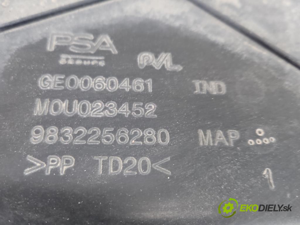 Opel Grandland 2017–2024 1.2 T 131 HP manual 96 kW 1199 cm3 5- kryt plast 9832256280