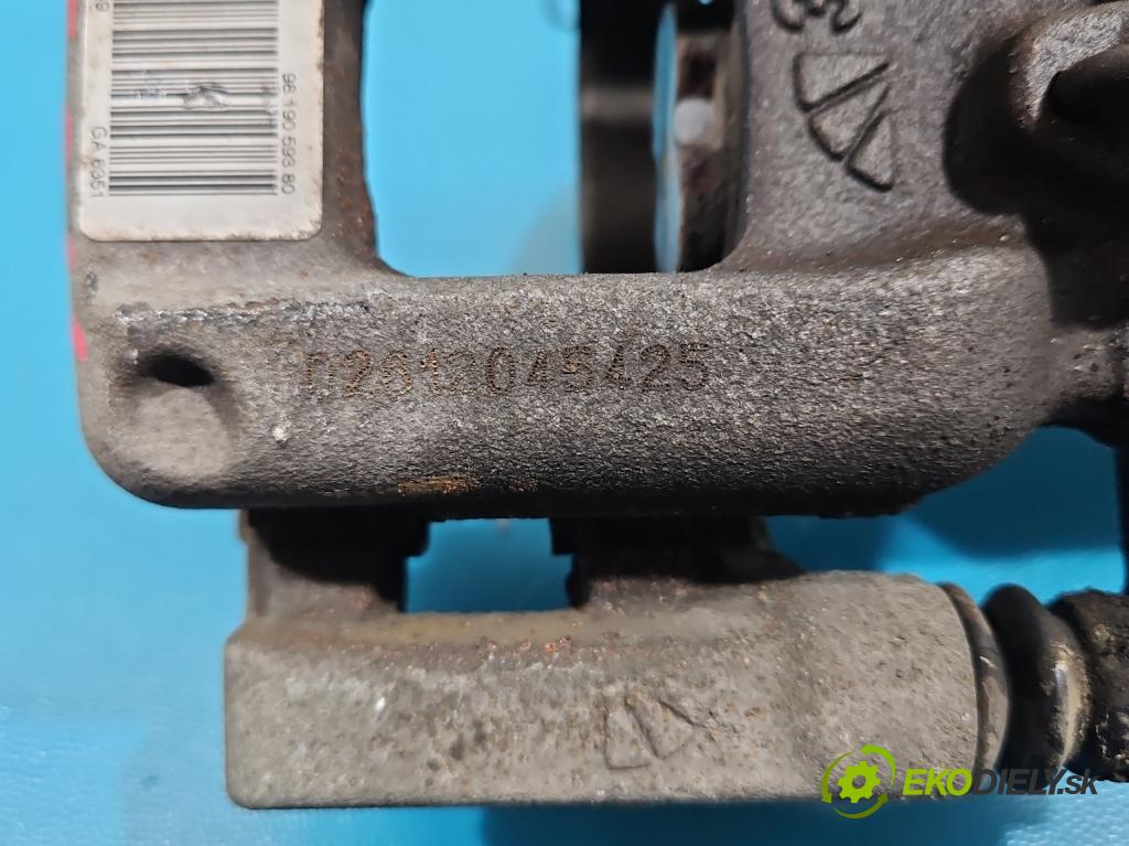 Opel Grandland 2017–2024 1.2 T 131 HP automatic 96 kW 1199 cm3 5- brzdič zadné ľavý 9819059380 (Kľučka dverí ostatné)